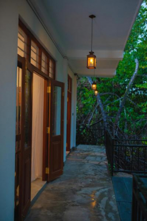 Villa 4 Eyes